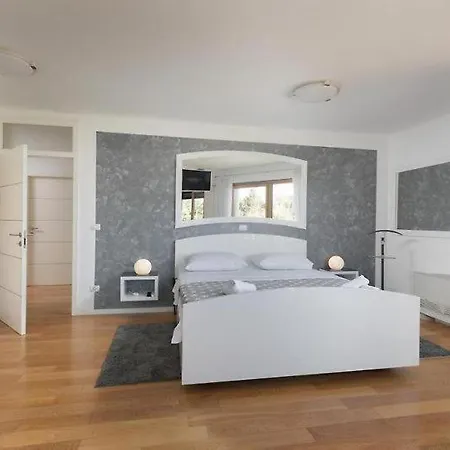 아파트 Apartman Elizabetta 마카르스카